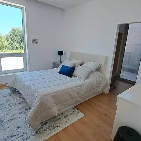 Апартаменты Locatelly Apartamento Повуа-ди-Варзин